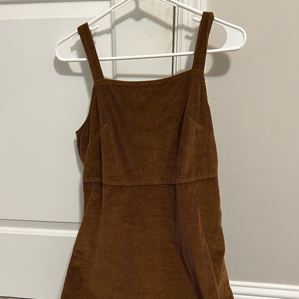American eagle dress with adjustable straps and zipper on the back